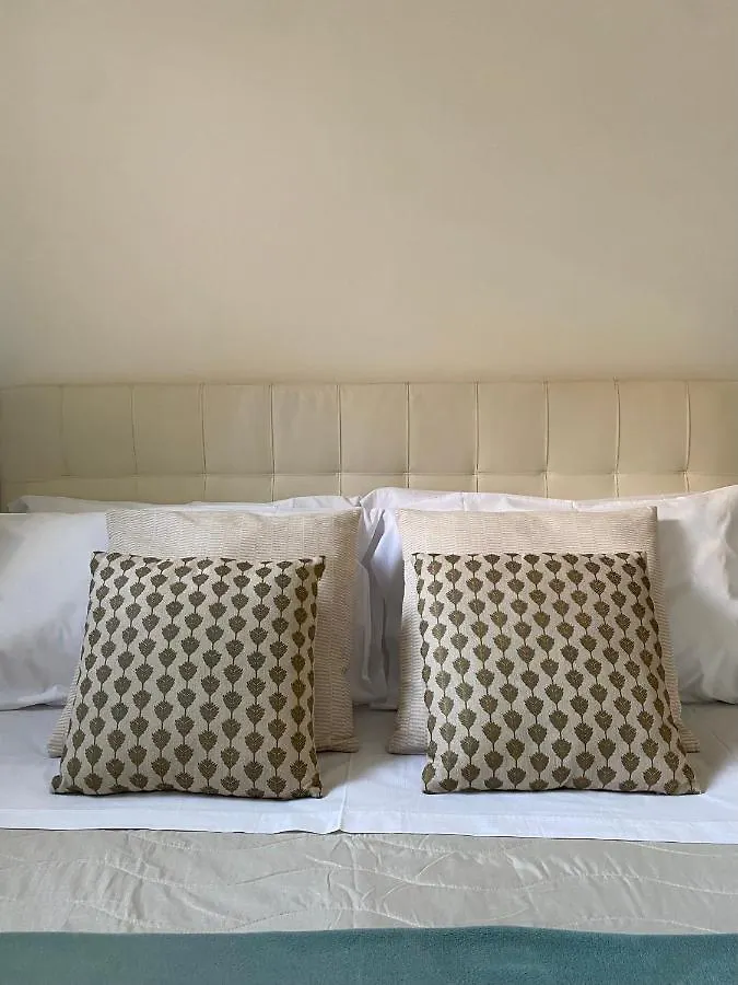 Gorgeous Apt In Taormina City Center + Free Parking 度假居